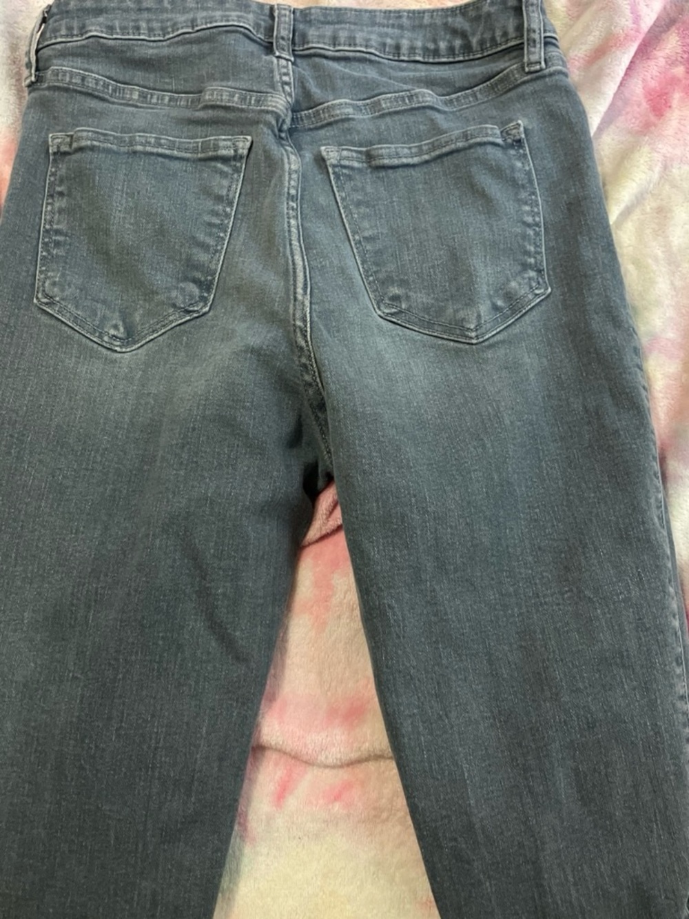 Old Navy Rockstar Super Skinny Extra High-Rise Jeans in Dark Blue